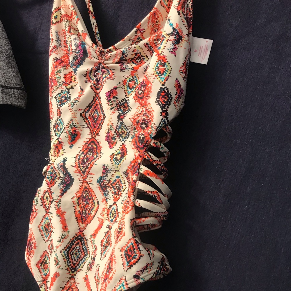 Bathing suit